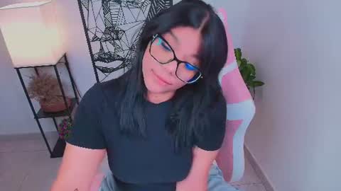 Snapshot of ashleyy18__ chatting on 07/12/26, 11:51 Ashleyy18 online show from 07/12/26, 11:51