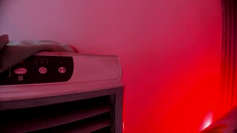 ashlybenison online show from 12/22/24, 07:33