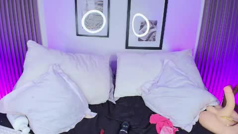    online show from 04/06/26, 04:46