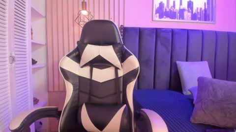 ashlye_miller_ online show from 06/30/26, 07:48