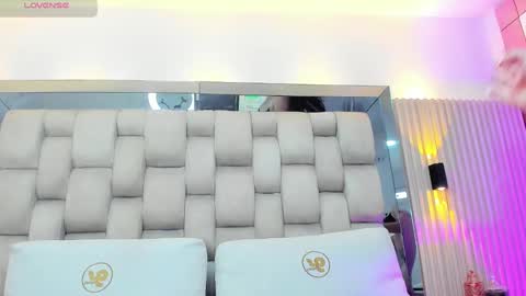 ashlyn online show from 02/23/25, 07:28