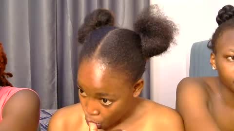 Snapshot of ashrine_ chatting on 06/14/26, 04:20 ashrine online show from 06/14/26, 04:20