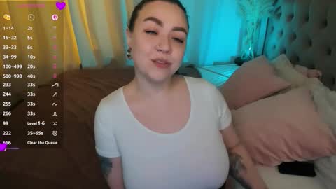 Your girlfriend online show from 03/19/26, 12:14