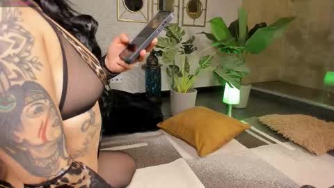 PAO   online show from 10/16/25, 09:10