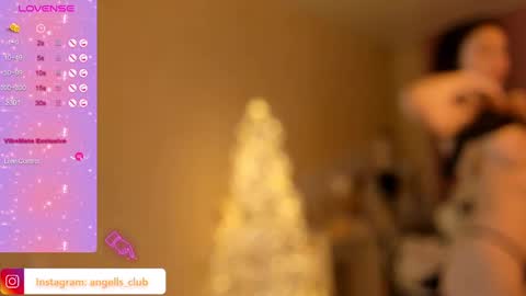 Snapshot of asian_angell chatting on 01/18/25, 06:43 adeline online show from 01/18/25, 06:43