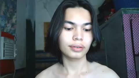 asian_babyboi online show from 05/19/26, 12:11