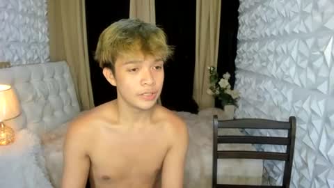 Snapshot of asian_blakefoster chatting on 06/12/26, 02:43 asian_blakefoster online show from 06/12/26, 02:43