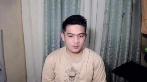asian_boner03 online show from 12/17/25, 12:44
