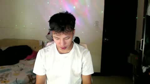 Snapshot of asian_cum_josh chatting on 07/06/26, 07:05 asian_cum_josh online show from 07/06/26, 07:05