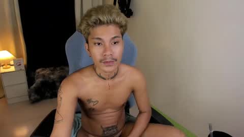 Snapshot of asian_cumsawyer chatting on 12/23/24, 06:11 bigload CUM take me private show or passwordshow online show from 12/23/24, 06:11