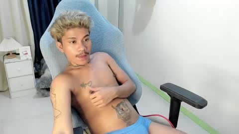 Snapshot of asian_cumsawyer chatting on 12/27/24, 06:20 bigload CUM take me private show or passwordshow online show from 12/27/24, 06:20