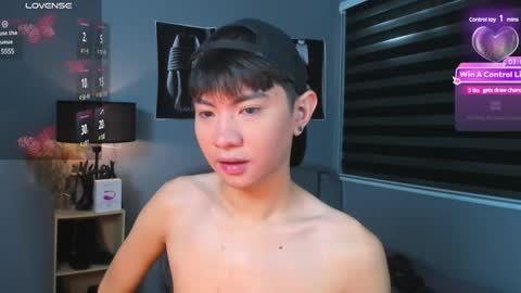 Snapshot of asian_cutie20 chatting on 12/07/24, 02:31 Aidan online show from 12/07/24, 02:31