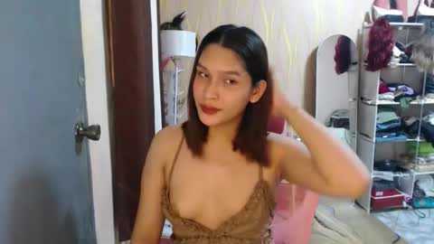 Snapshot of asian_glamm chatting on 10/26/25, 06:08 ANITA online show from 10/26/25, 06:08
