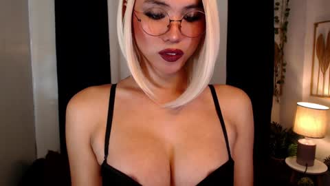 hinata online show from 12/09/24, 03:40