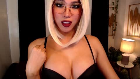 hinata online show from 12/10/24, 04:34