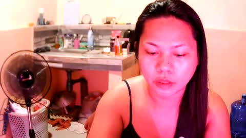Snapshot of asian_kweenv chatting on 07/30/26, 02:49 Alex online show from 07/30/26, 02:49