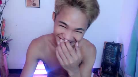 asian_lover05 online show from 09/17/25, 04:30