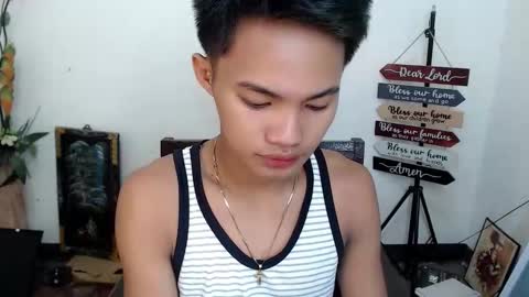 asian_lover05 online show from 10/28/25, 08:22