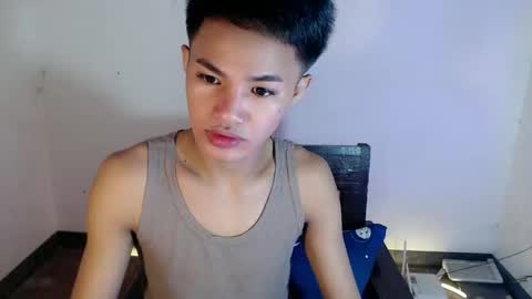 asian_lover05 online show from 03/15/26, 06:36