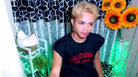 Snapshot of asian_mjxx chatting on 06/28/26, 09:59 cCALL ME MJ online show from 06/28/26, 09:59