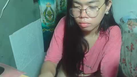 Snapshot of asian_rhean chatting on 01/24/25, 02:49 Rhean online show from 01/24/25, 02:49