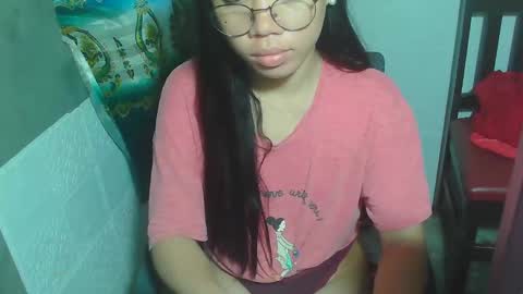 Snapshot of asian_rhean chatting on 01/31/25, 05:40 Rhean online show from 01/31/25, 05:40
