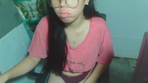 Snapshot of asian_rhean chatting on 01/31/25, 10:42 Rhean online show from 01/31/25, 10:42