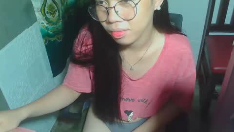 Snapshot of asian_rhean chatting on 02/01/25, 03:07 Rhean online show from 02/01/25, 03:07
