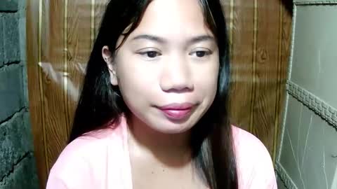 Snapshot of asian_ruby143 chatting on 05/23/26, 04:33 YOURE ASIAN PRETTY GIRL online show from 05/23/26, 04:33