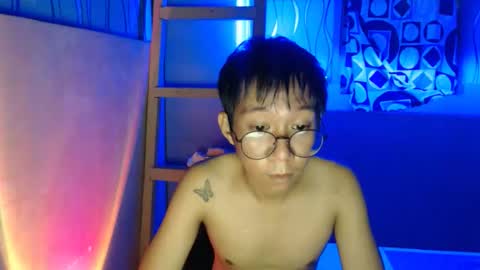 asian_seanbrownxxx online show from 10/22/25, 09:14
