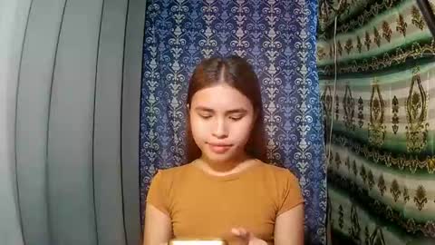 Sofia online show from 11/20/25, 07:08