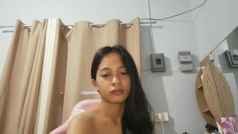 asian_trish online show from 11/29/25, 10:02