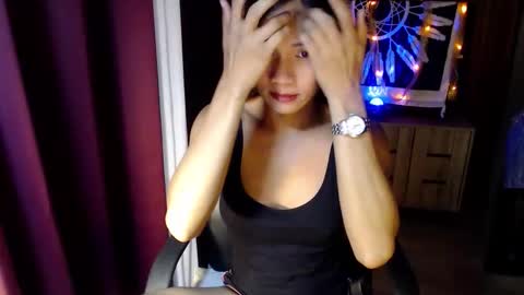 aika online show from 04/11/26, 10:03