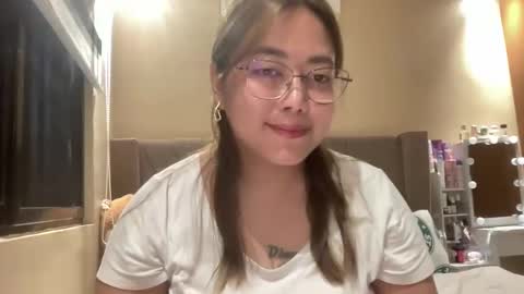 Curvy online show from 10/15/25, 10:15