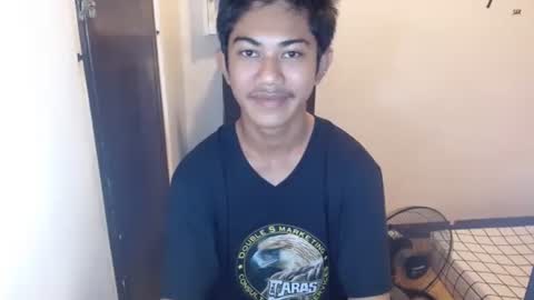 Snapshot of asiancockhero22 chatting on 01/03/25, 02:10 HERO online show from 01/03/25, 02:10