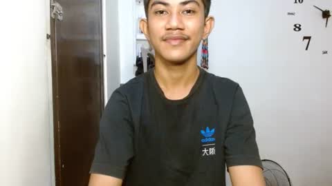 Snapshot of asiancockhero22 chatting on 02/03/25, 12:47 HERO online show from 02/03/25, 12:47