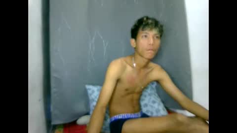 Isan online show from 09/13/25, 03:23