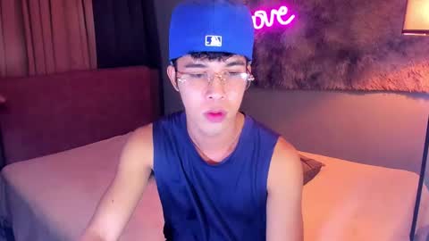 asiancum_peter online show from 10/26/25, 03:01