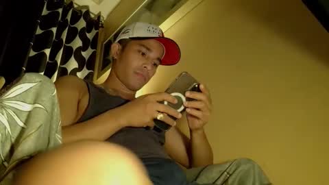 Snapshot of asianhorsecockowen chatting on 11/24/25, 01:00 asianhorsecockowen online show from 11/24/25, 01:00