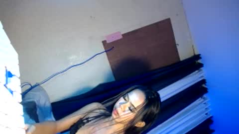 elish 3 online show from 02/20/25, 02:02