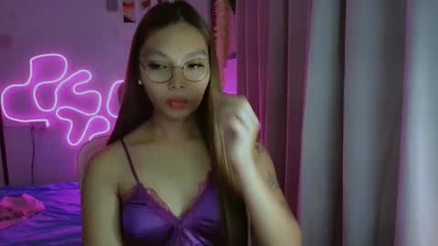Snapshot of asianhottiesttamira chatting on 05/05/26, 04:53 HI IM TAMIRA LOOKING FOR SERIOUS RELATIONSHIP online show from 05/05/26, 04:53