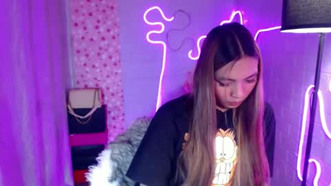 Snapshot of asianhottiesttamira chatting on 05/13/26, 06:38 HI IM TAMIRA LOOKING FOR SERIOUS RELATIONSHIP online show from 05/13/26, 06:38