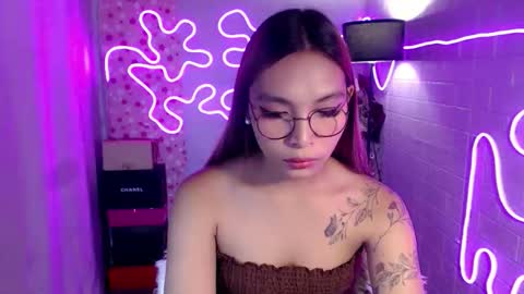 Snapshot of asianhottiesttamira chatting on 05/14/26, 06:37 HI IM TAMIRA LOOKING FOR SERIOUS RELATIONSHIP online show from 05/14/26, 06:37