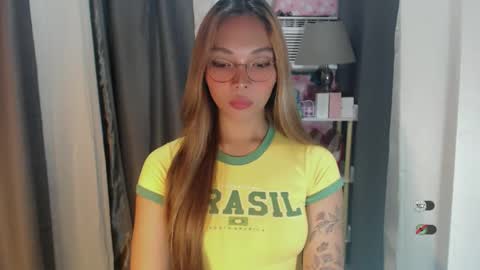 Snapshot of asianhottiesttamira chatting on 05/19/26, 02:34 HI IM TAMIRA LOOKING FOR SERIOUS RELATIONSHIP online show from 05/19/26, 02:34