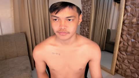 VICTORIA SCOTT online show from 02/05/25, 04:27