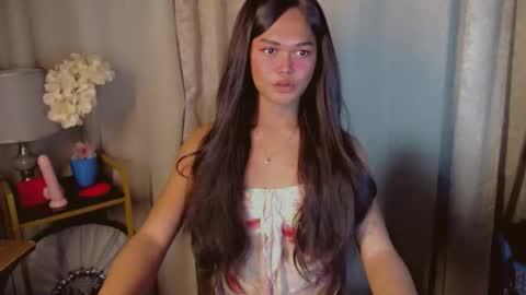 Snapshot of asiankianna chatting on 11/26/25, 12:06 Kianna online show from 11/26/25, 12:06