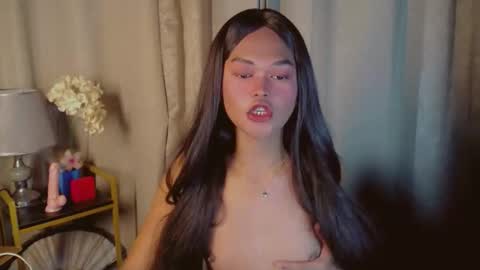 Snapshot of asiankianna chatting on 11/29/25, 05:32 Kianna online show from 11/29/25, 05:32