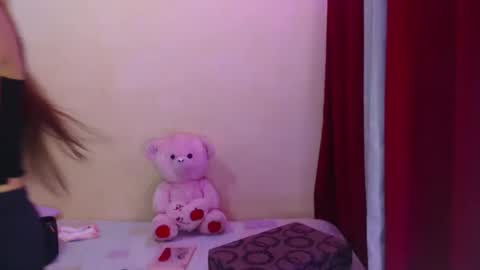 Queen Lara online show from 01/13/25, 06:38