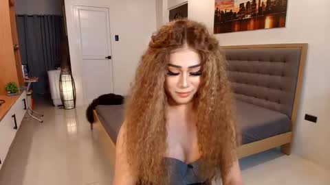 Snapshot of asiannaughtyerika chatting on 12/07/24, 09:17 ERIKA 3 online show from 12/07/24, 09:17