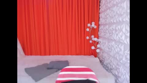 asianpetitefucker01 online show from 04/15/26, 07:48